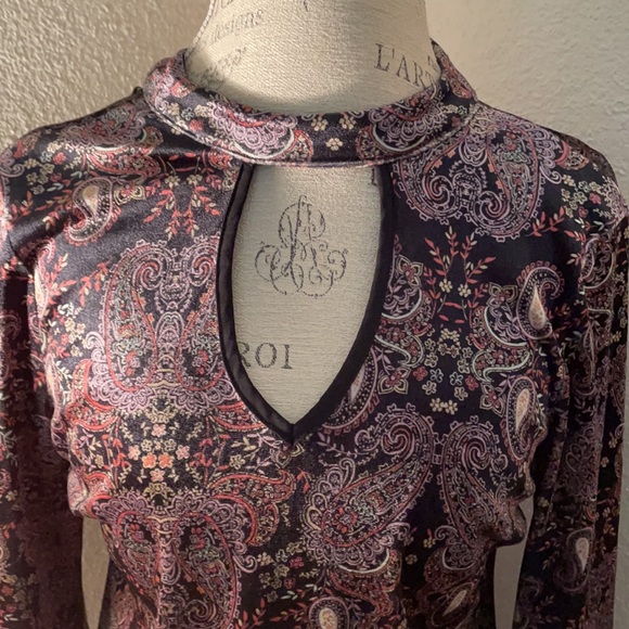 Multi color boho dress, crushed velvet style. - Picture 2 of 7